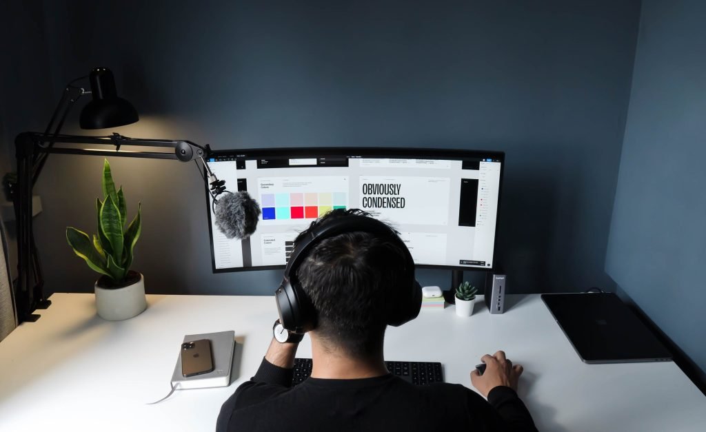 User experience - Profissional de UX trabalhando.